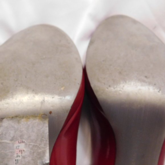 Ann Klein AK Red High Heel Shoes - Picture 7 of 10